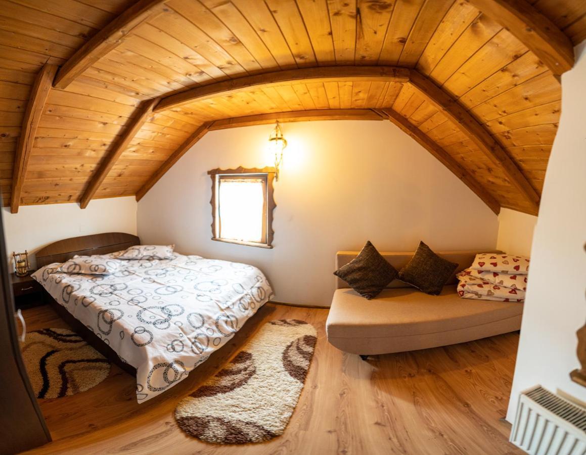 Cabana Rustic Borşa エクステリア 写真